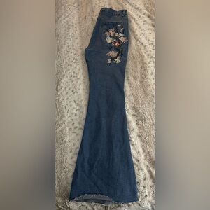 Denim Floral Embroidered jeans